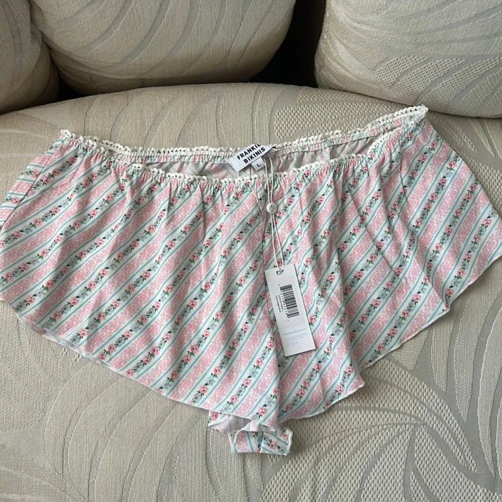 Frankie’s Bikinis Floral Striped Women's Sleep Shorts